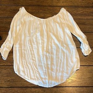 Off the shoulder American eagle shirt